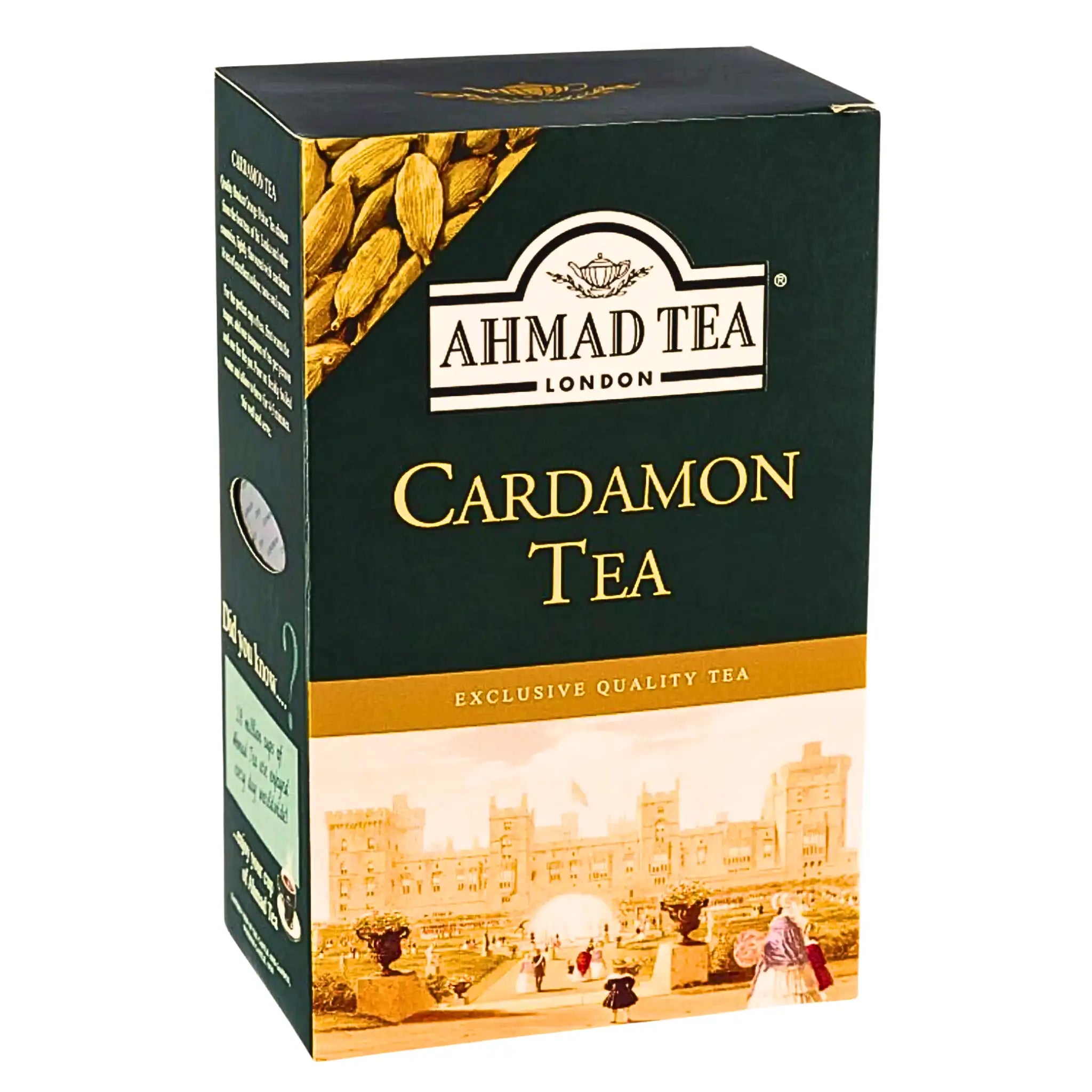 Förpackning med Ahmad Tea kardemummate, grön kartong med gyllene detaljer och tebilder.