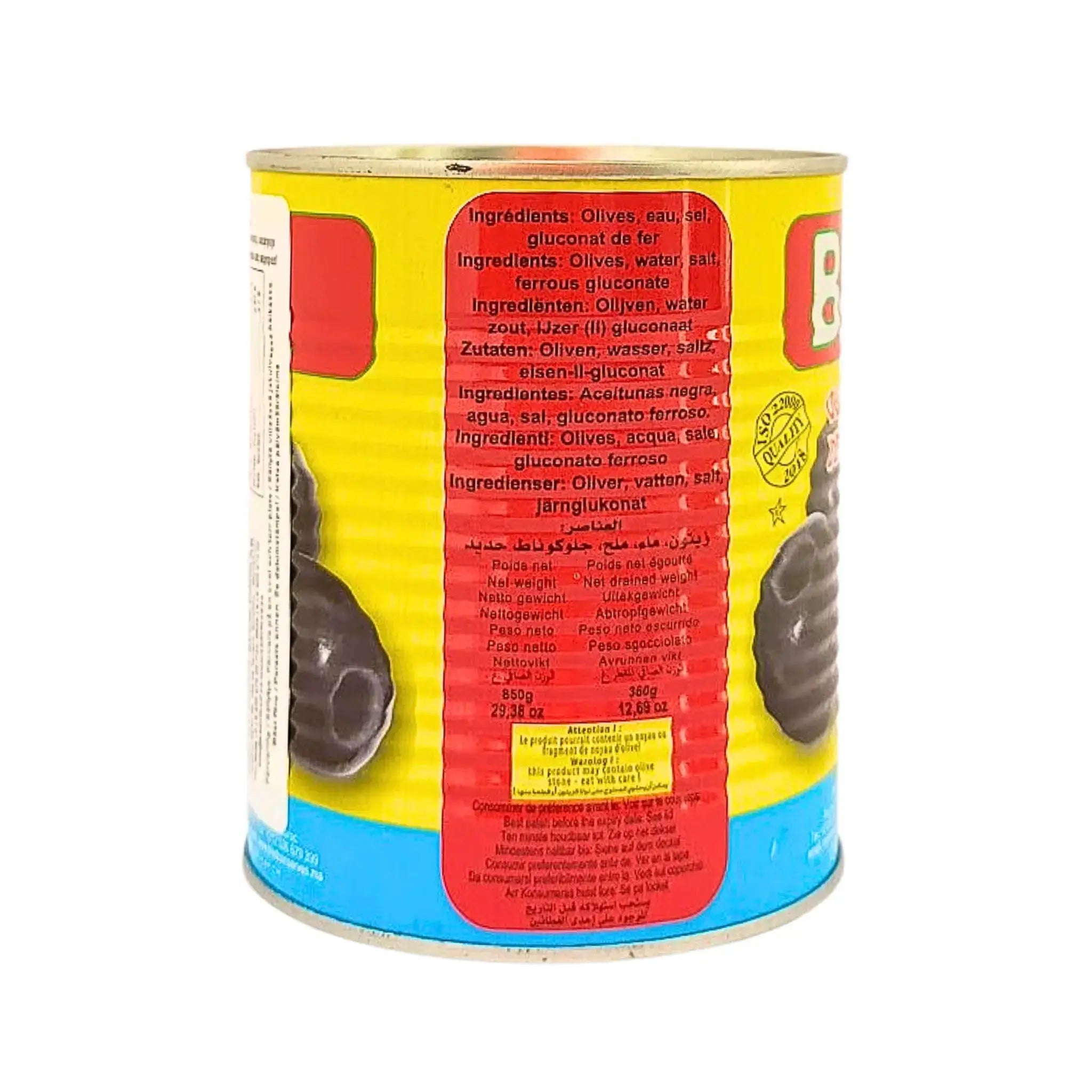 Baksida av konservburk med urkärnade svarta oliver, ingredienslista och viktangivelser.