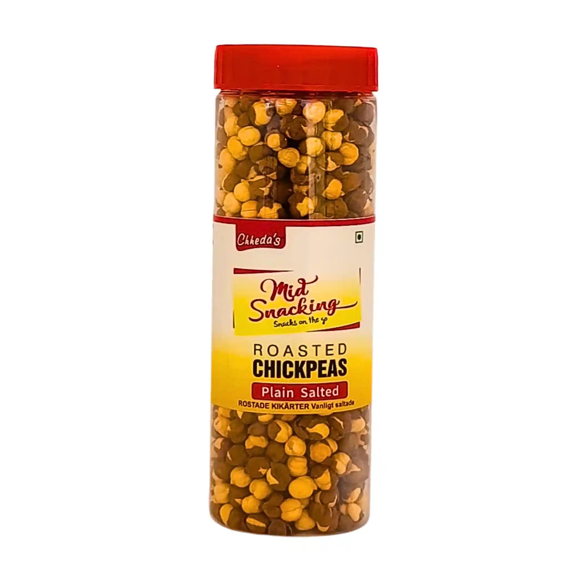 Rostade kikärter i plastburk med röd lock, etikett med texten 'Roasted Chickpeas Plain Salted'.