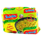 Indomie nudlar grönsakssmak 5-pack, snabbnudlar med grönsaker på gul förpackning.