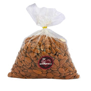 Hel påse naturella sötmandlar i plastpåse, etikett framtill, 1 kg.
